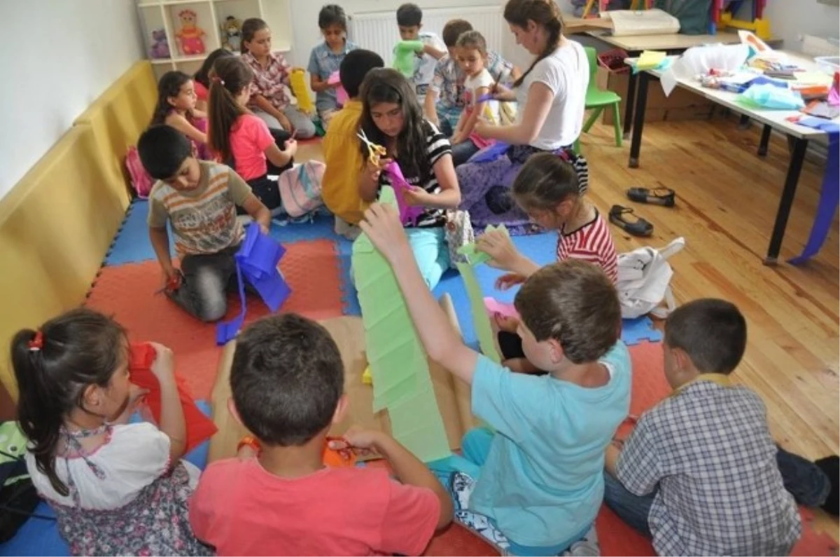 Halkevleri Eskişehir\'de 3 Bölgede Yaz Okulu Açtı
