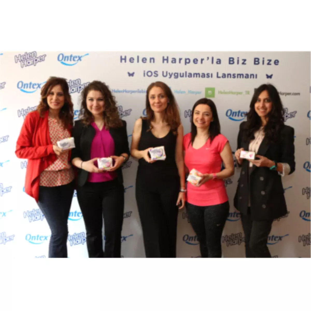 Helen Harper\'la Biz Bize Özgürlüğü Teknoloji ile Buluşturdu