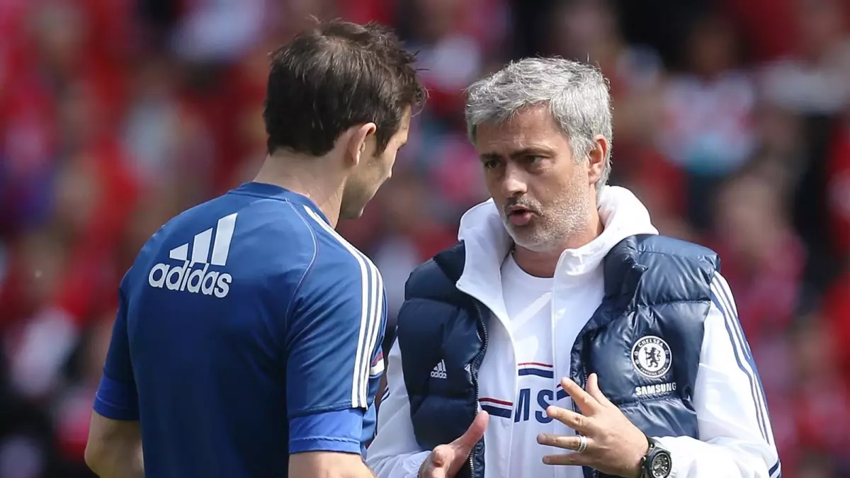 Jose Mourinho, Frank Lampard\'ın Bir Gün Chelsea\'nin Başına Geçeceğini Söyledi