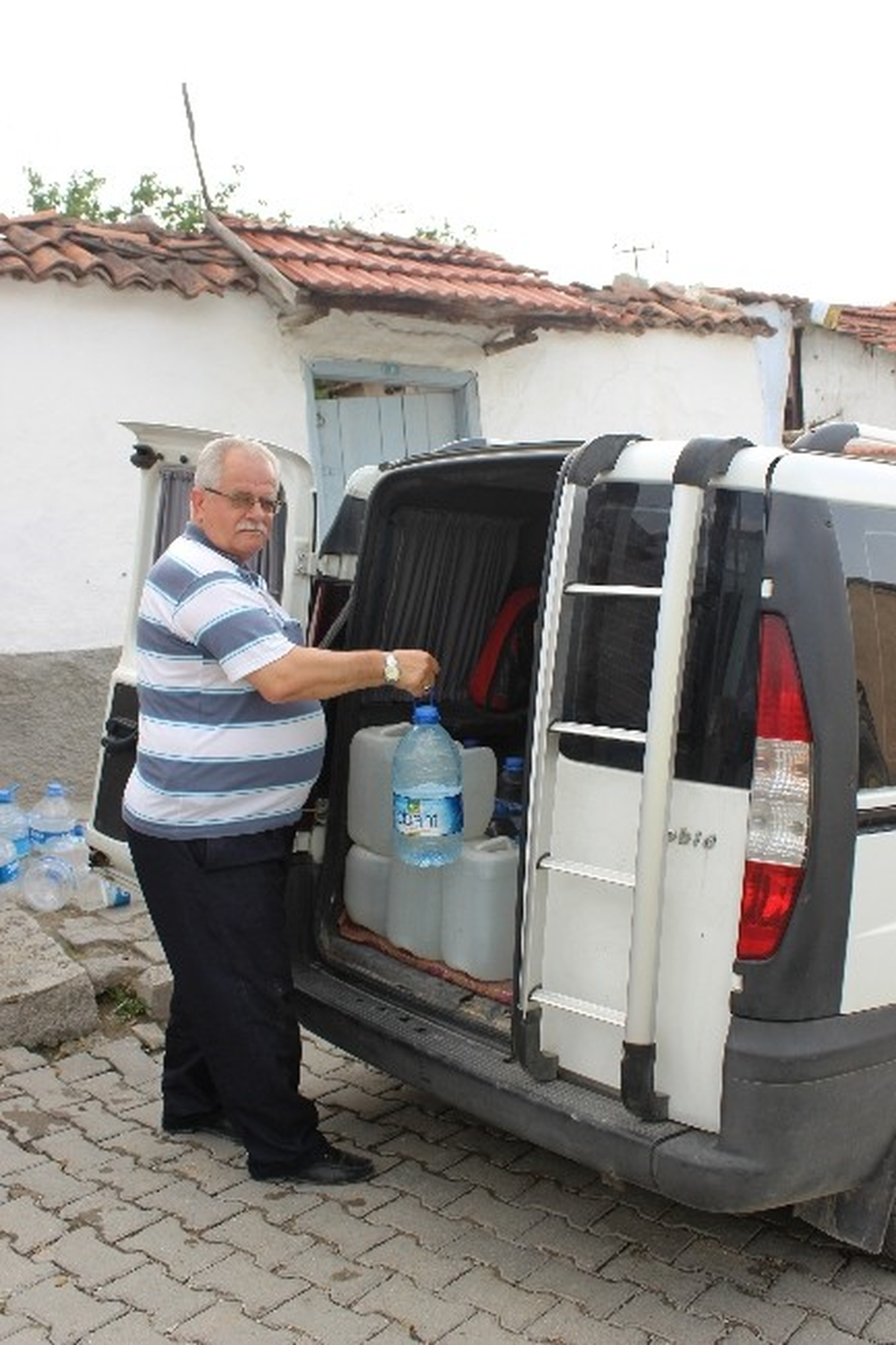 Karapınar Suları Akıyor, Eskişehir Bakıyor