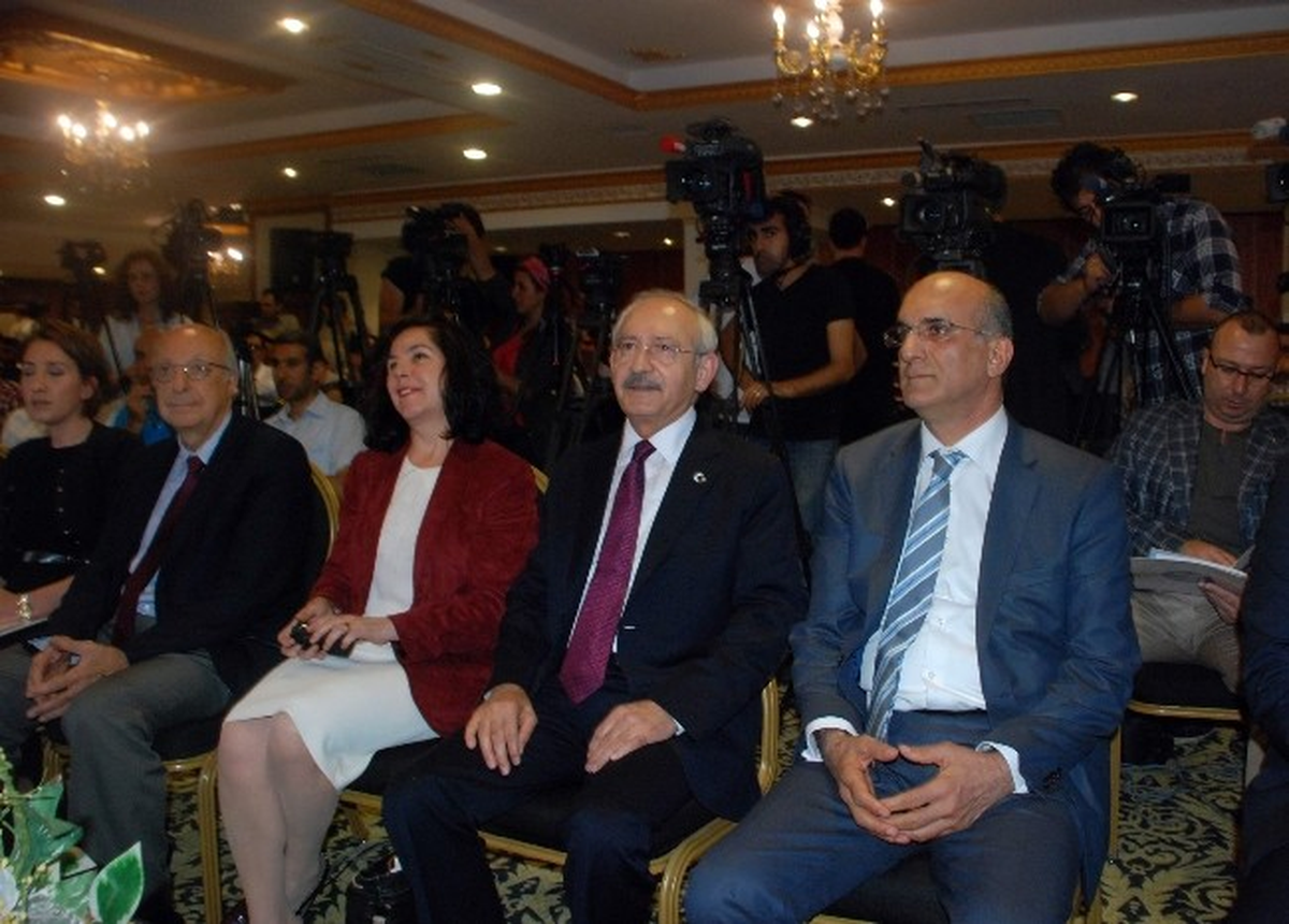 Kılıçdaroğlu Diyarbakır\'da