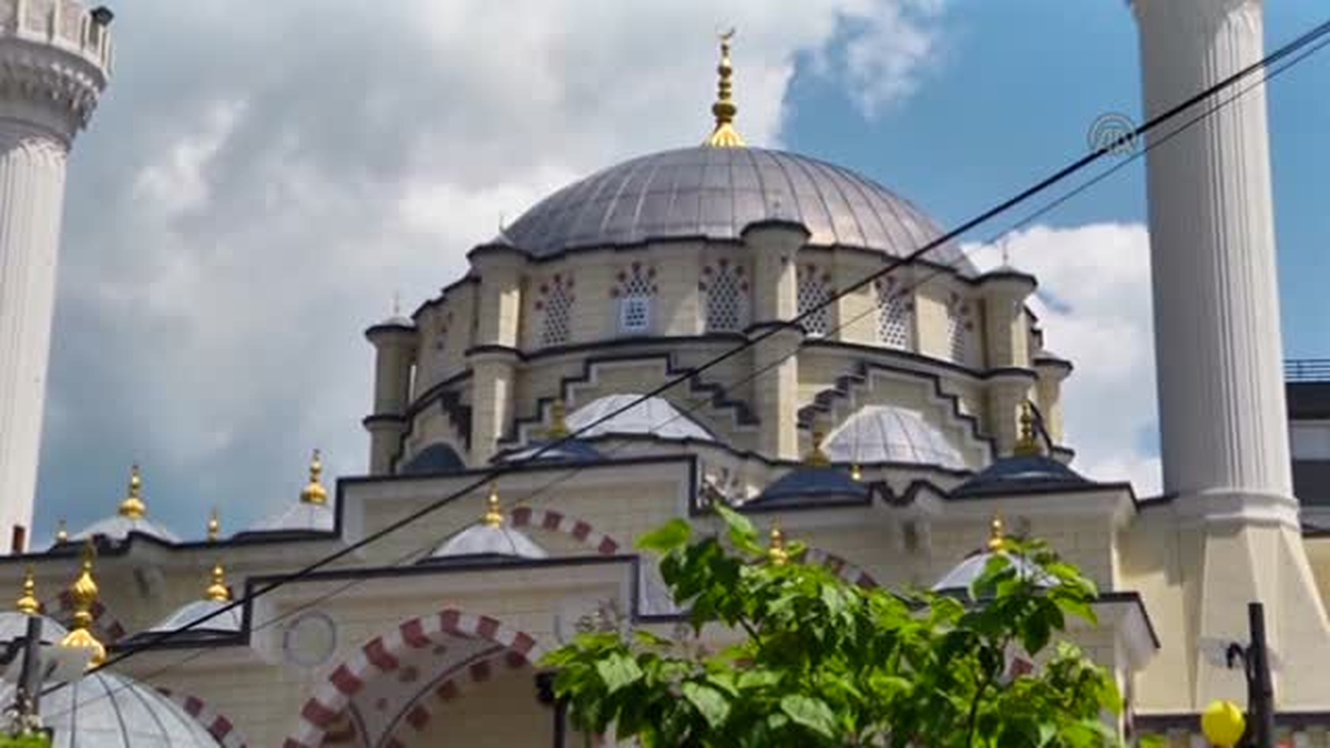 Kosova\'da \'\'İsa Bey Camisi\'\' açıldı -