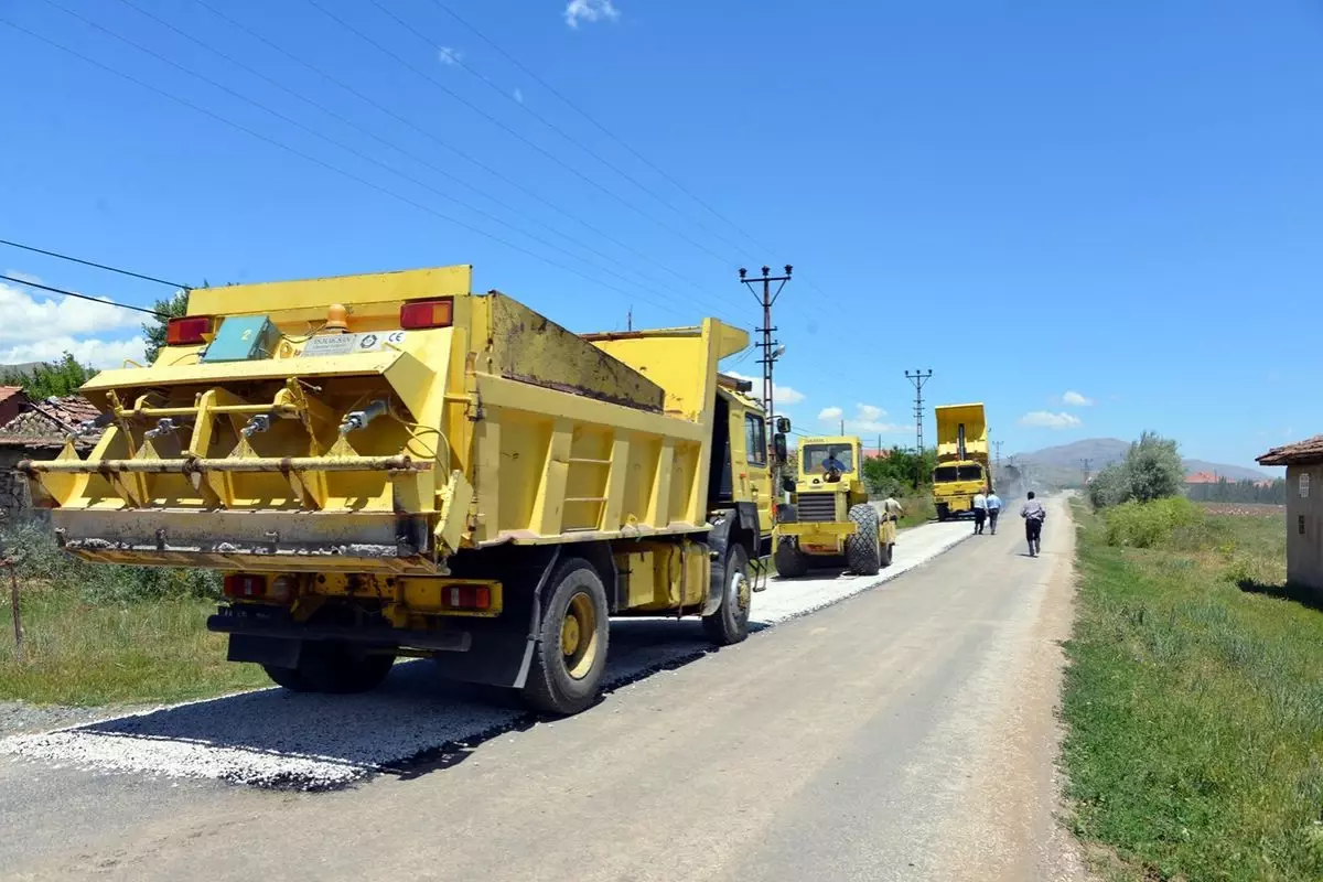 Malatya\'da Yol Çalışmaları Devam Ediyor