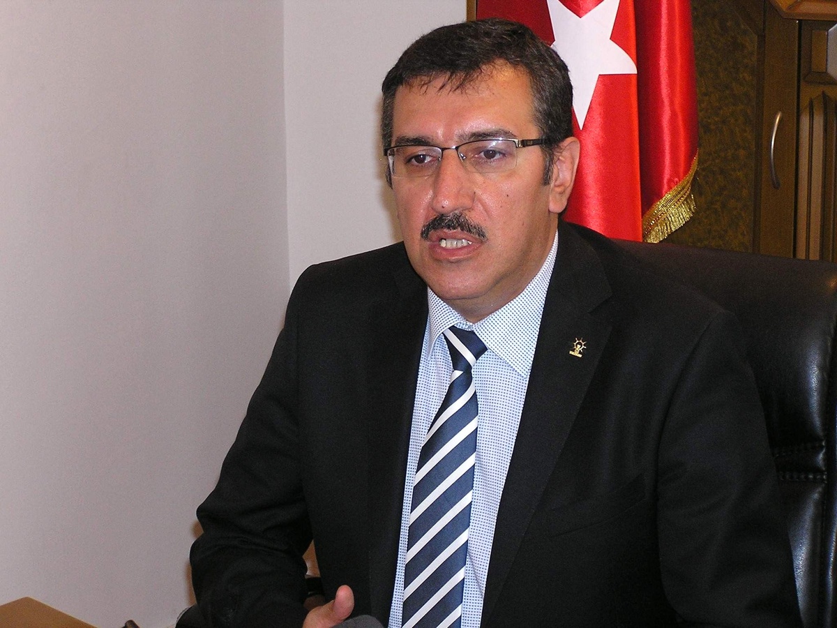 Tüfenkçi: "Niye Kendi İçlerinden Birini Çıkartamıyorlar"