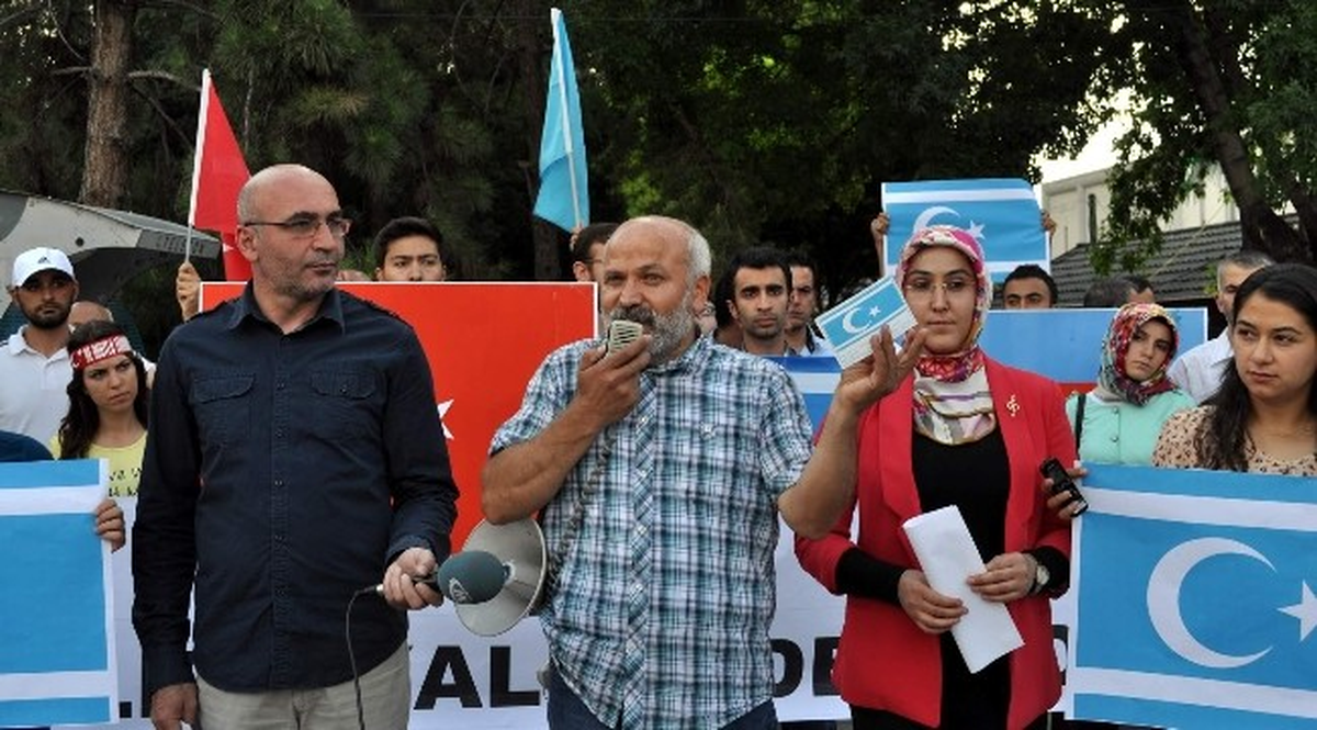 Türkmenler İçin Başlatılan Oturma Eylemine Türk Ocakları\'ndan Destek