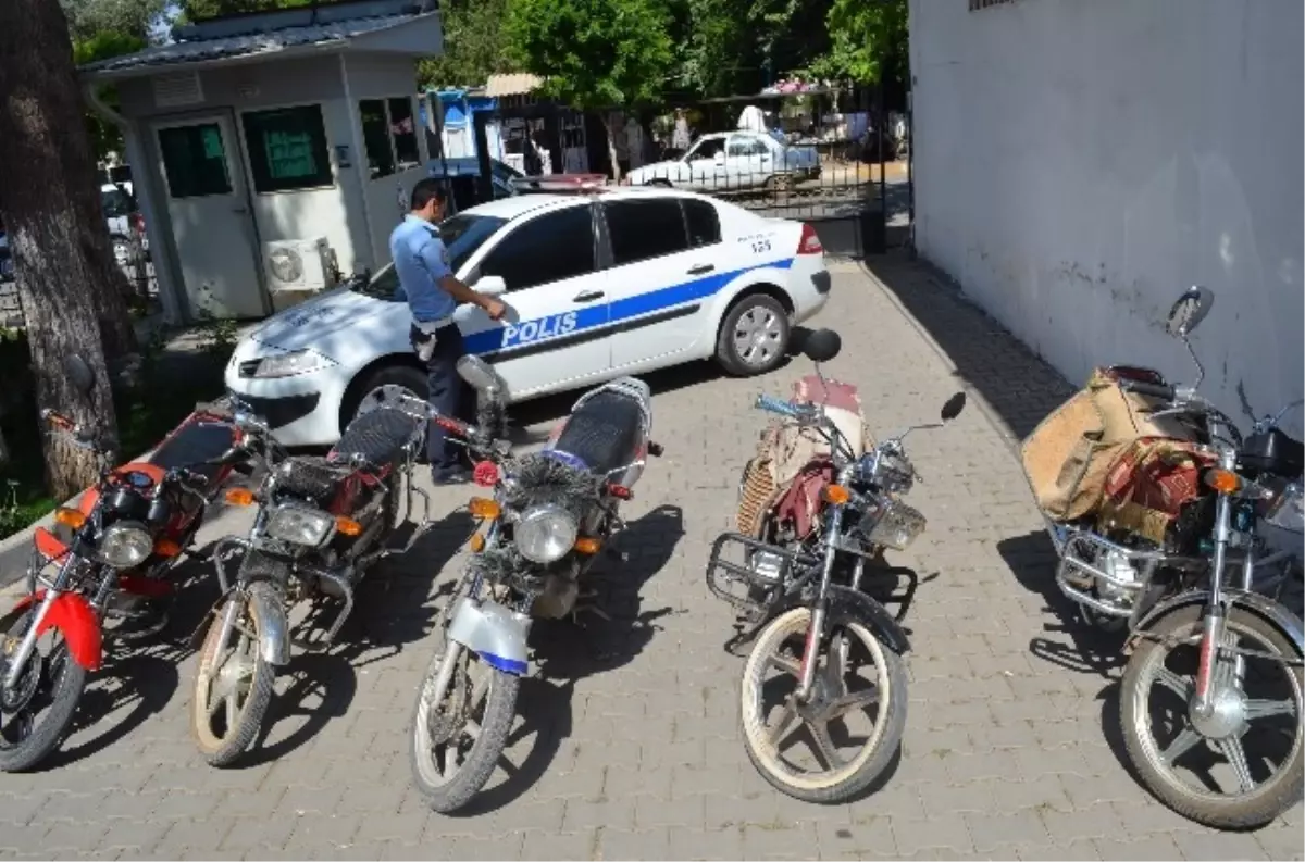 Viranşehir\'de Motosiklet Sürücüleri Denetlendi