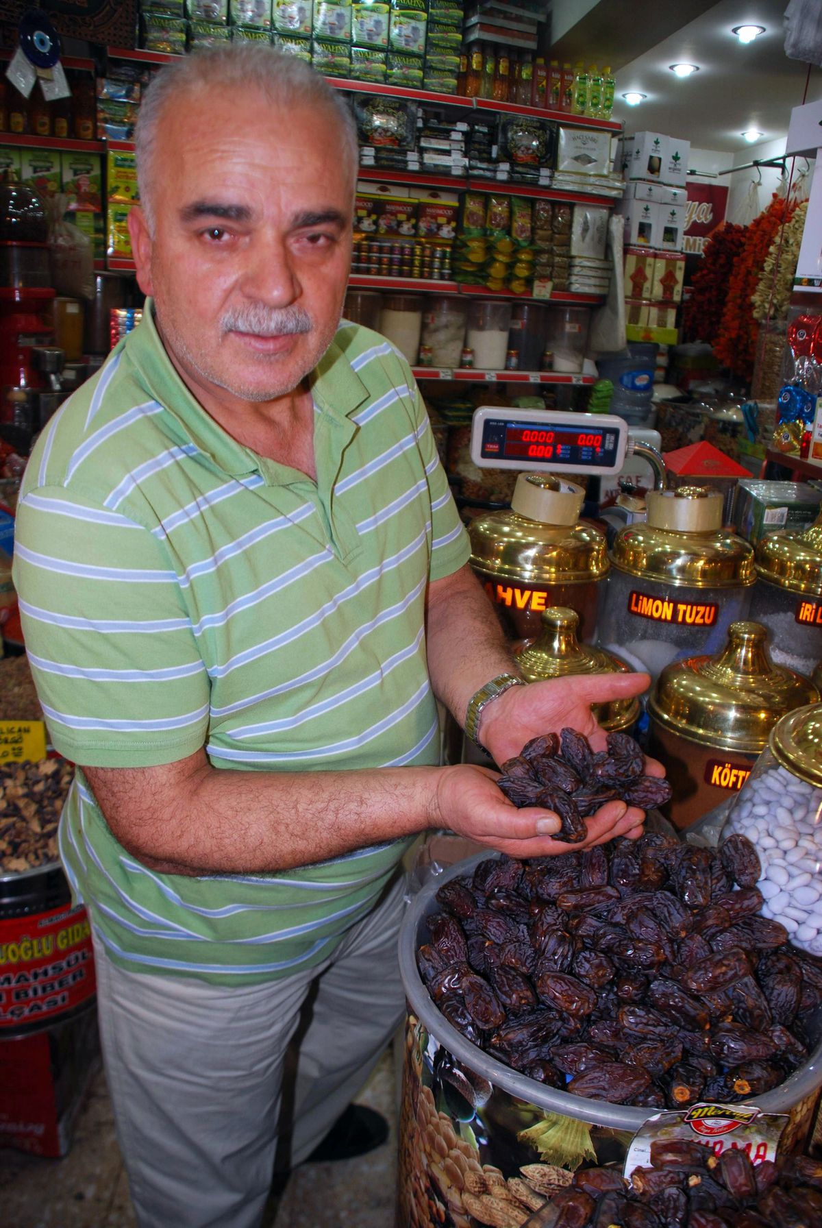 Ramazanın Vazgeçilmezi Hurma Tezgaha İndi