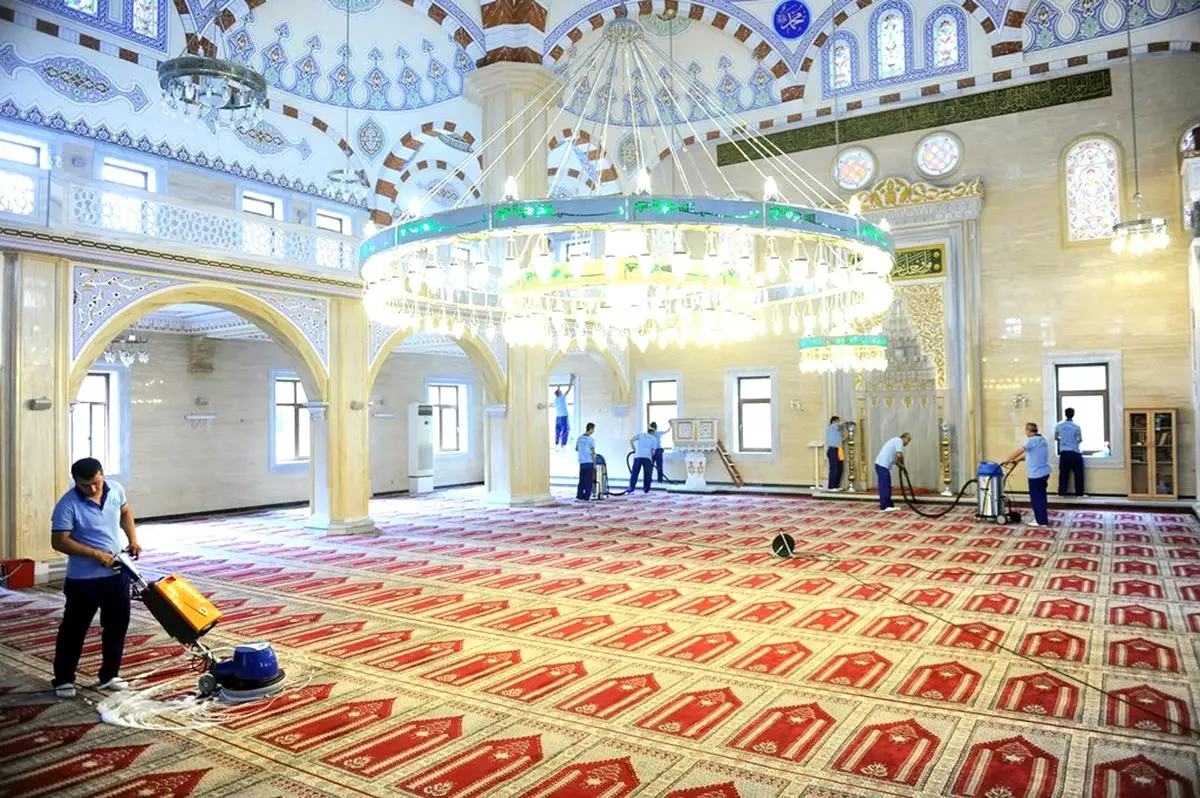 Bağcılar\'daki Camilerde Ramazan Hazırlıkları