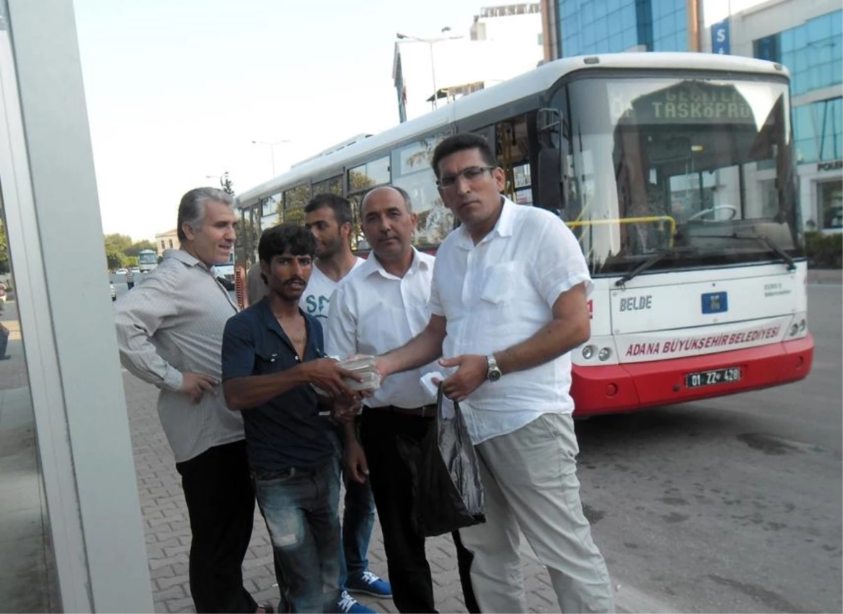 Otobüste Unutulan Suriye Parası Sahibine Teslim Edildi