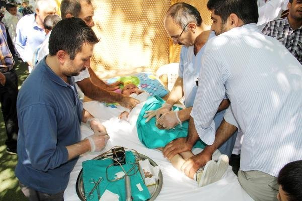 Hayırsever İş Adamı 700 Çocuğu Sünnet Ettirdi