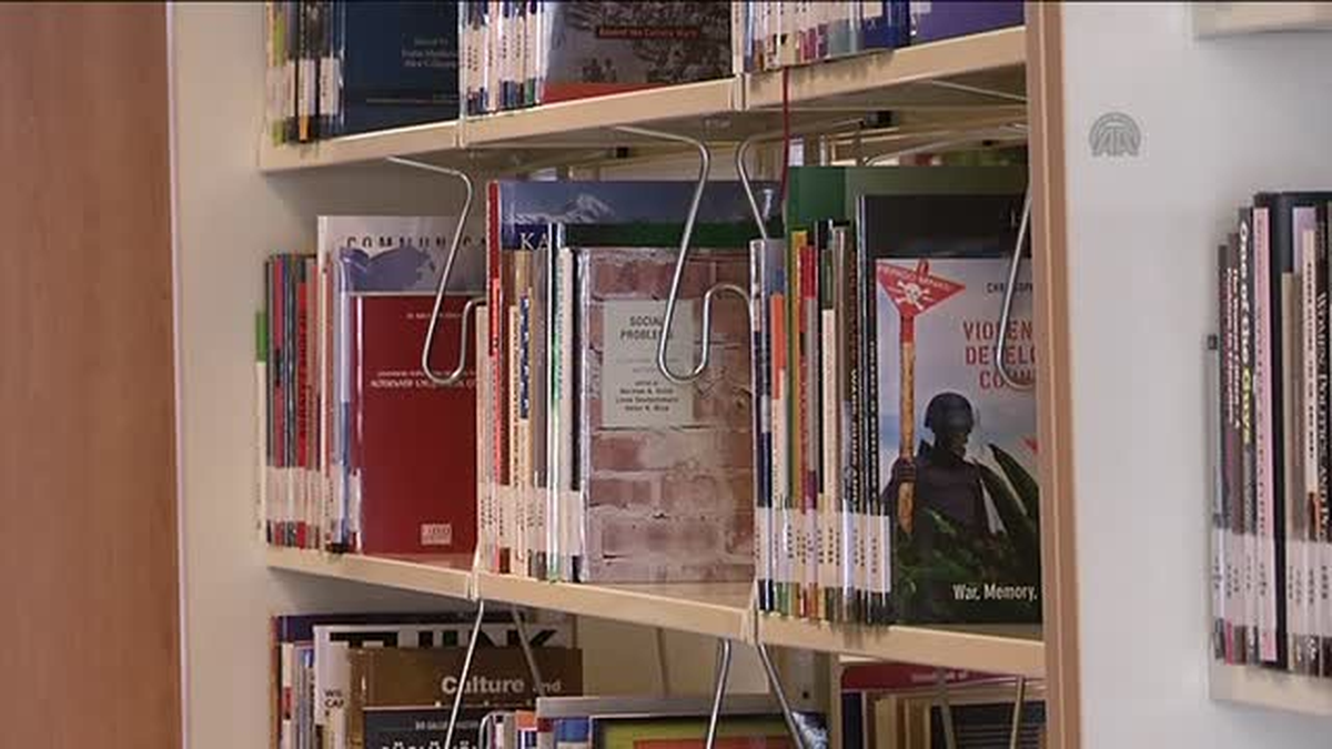 Sahasında tek olan kütüphaneye ilgi artıyor -
