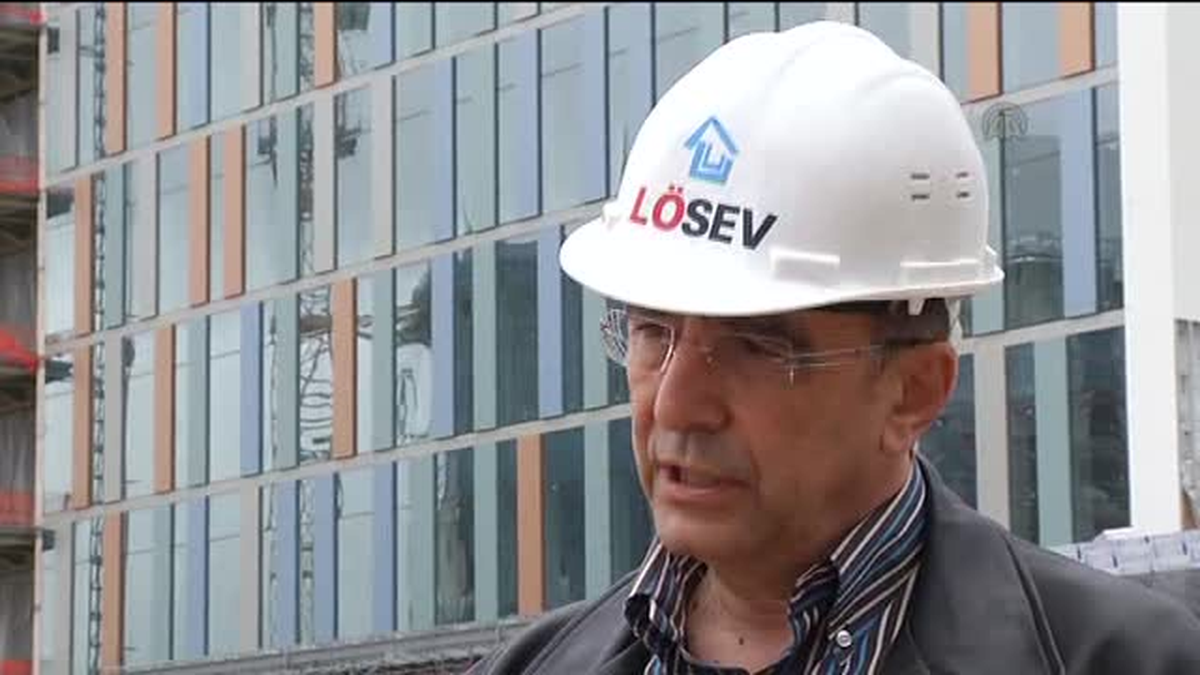 Türkiye\'nin en donanımlı \'\'onkoloji kenti\'\' gün sayıyor (2) -