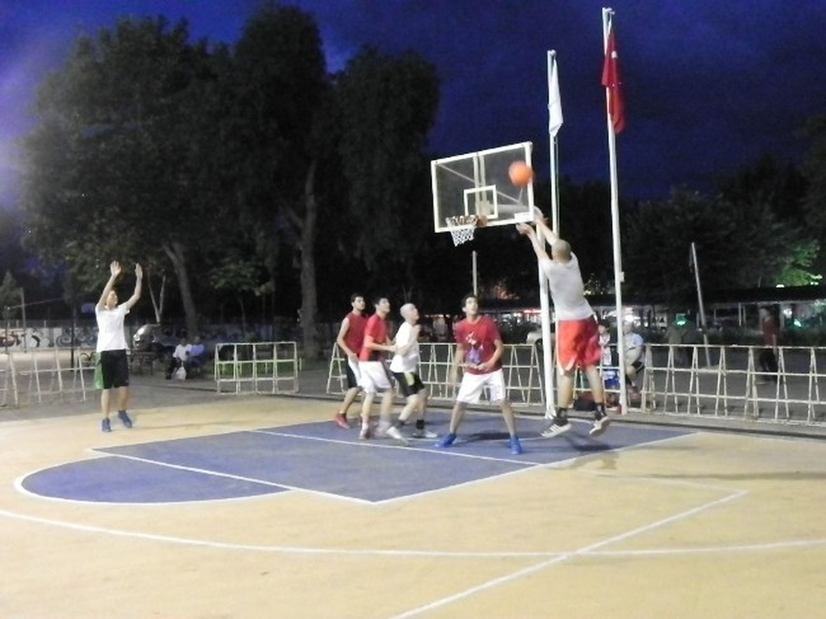 33. Sokak Basketbolu Turnuvası Başladı