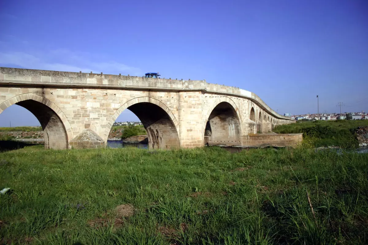 Anadolu'yu Balkanlar'a Bağlayan Köprü Restore Edilecek
