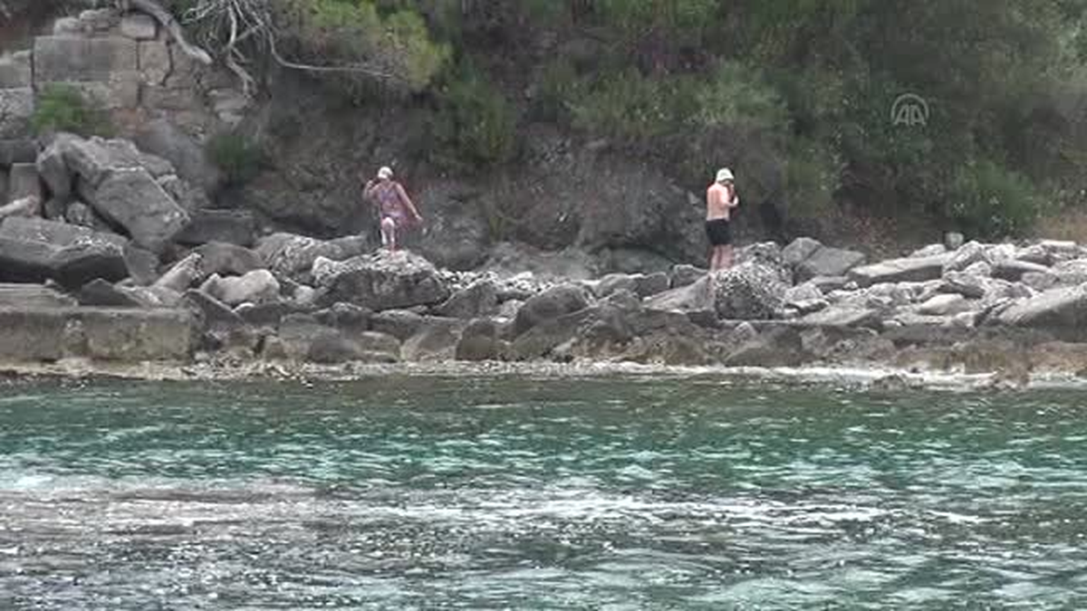 Antalya\'da nem bunaltıyor
