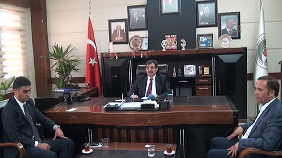 Bakan Güllüce Dilovası Belediye Başkanı Toltar\'ı ziyaret etti -