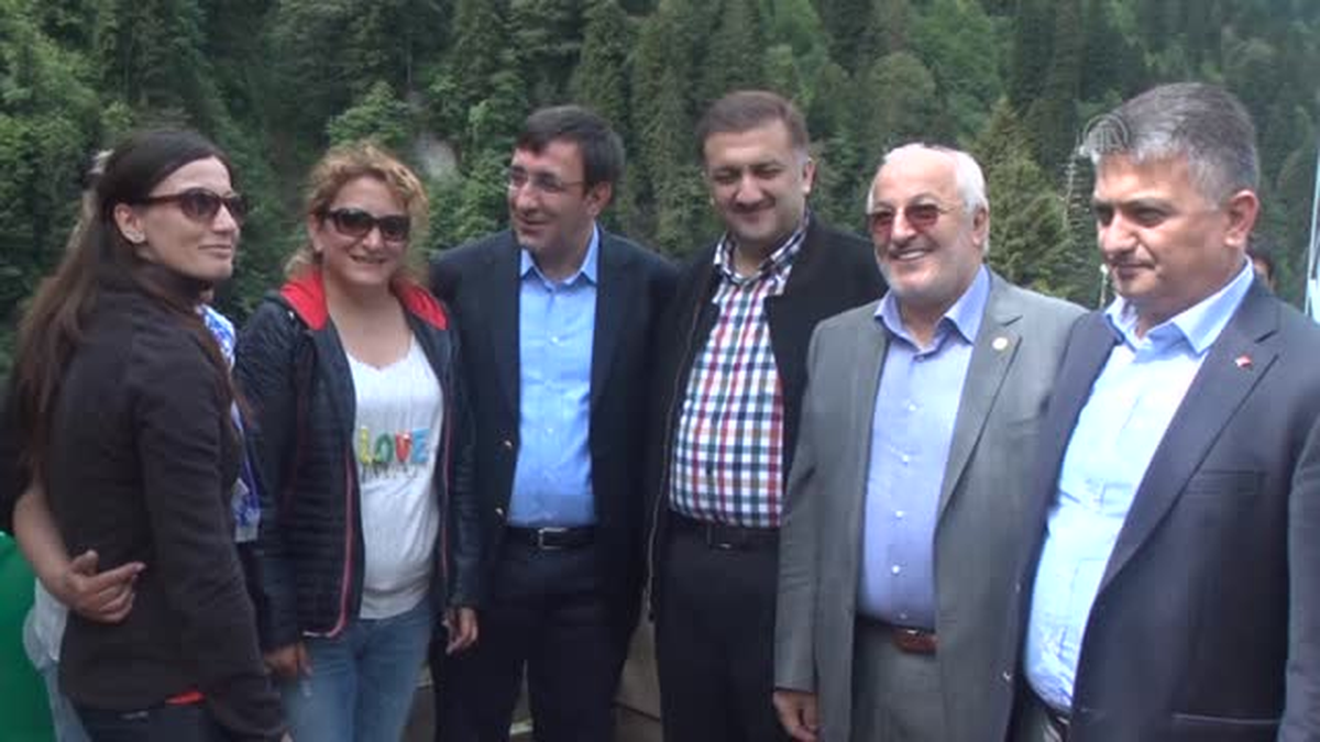 Bakan Yılmaz: "Cenneti merak edenler, buralara gelebilirler" -