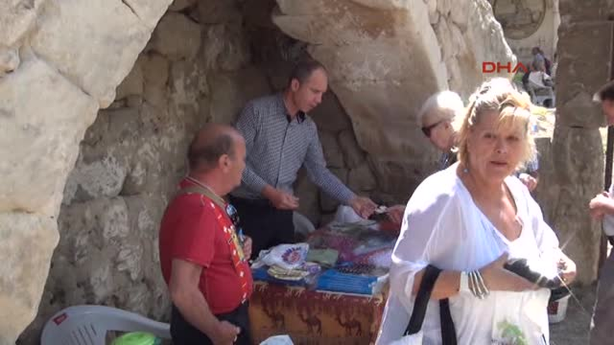 Bartholomeos Kapadokya\'da Pazar Ayin Yönetti