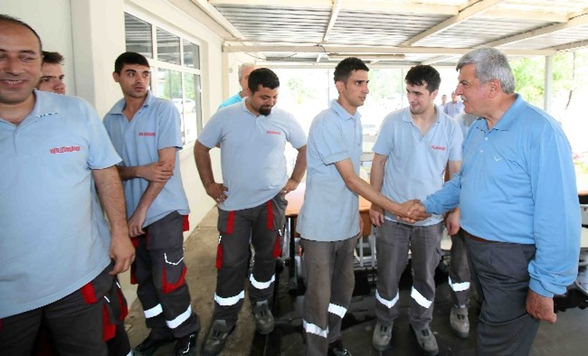 Başkan Karaosmanoğlu Gebze\'de Sanayi Tesislerini Gezdi