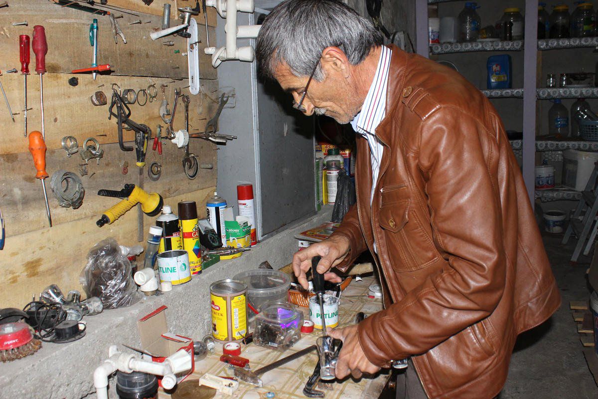 Düşük Voltaja Kızdı, Kendi Elektriğini Üretti