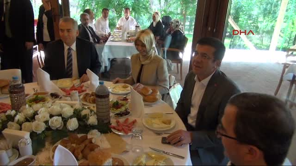 Ekonomi Bakanı Nihat Zeybekci : "Irak\'a İhracatta Büyük Aksama Yok, Yavaşlama Var"