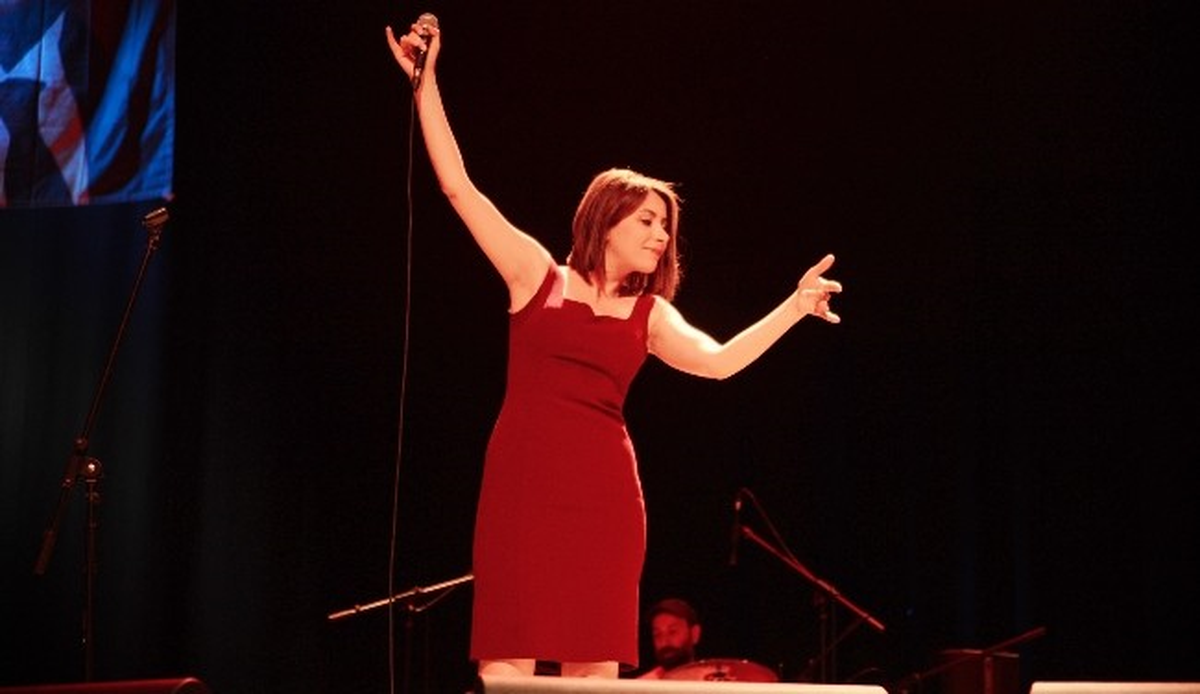 Ezgi\'nin Günlüğü\'nden, Beylikdüzülülere Müzik Ziyafeti