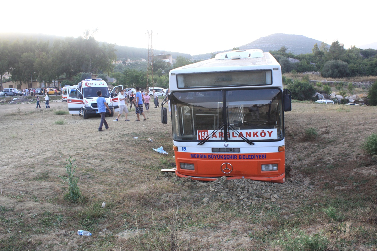 Freni Patlayan Otobüsteki Yolcuların Hayatını Şoför Kurtardı