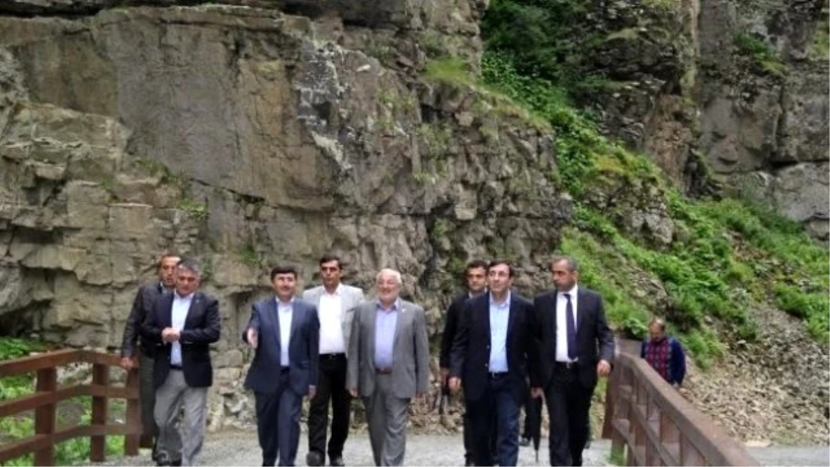 Kalkınma Bakanı Yılmaz Trabzon\'da
