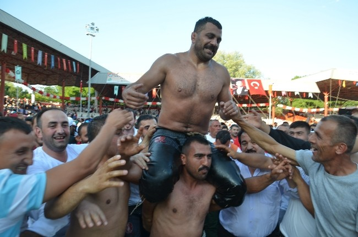 Kırkpınar Başpehlivanı Atlı: "Seneye de Altın Kemeri Alacağım"