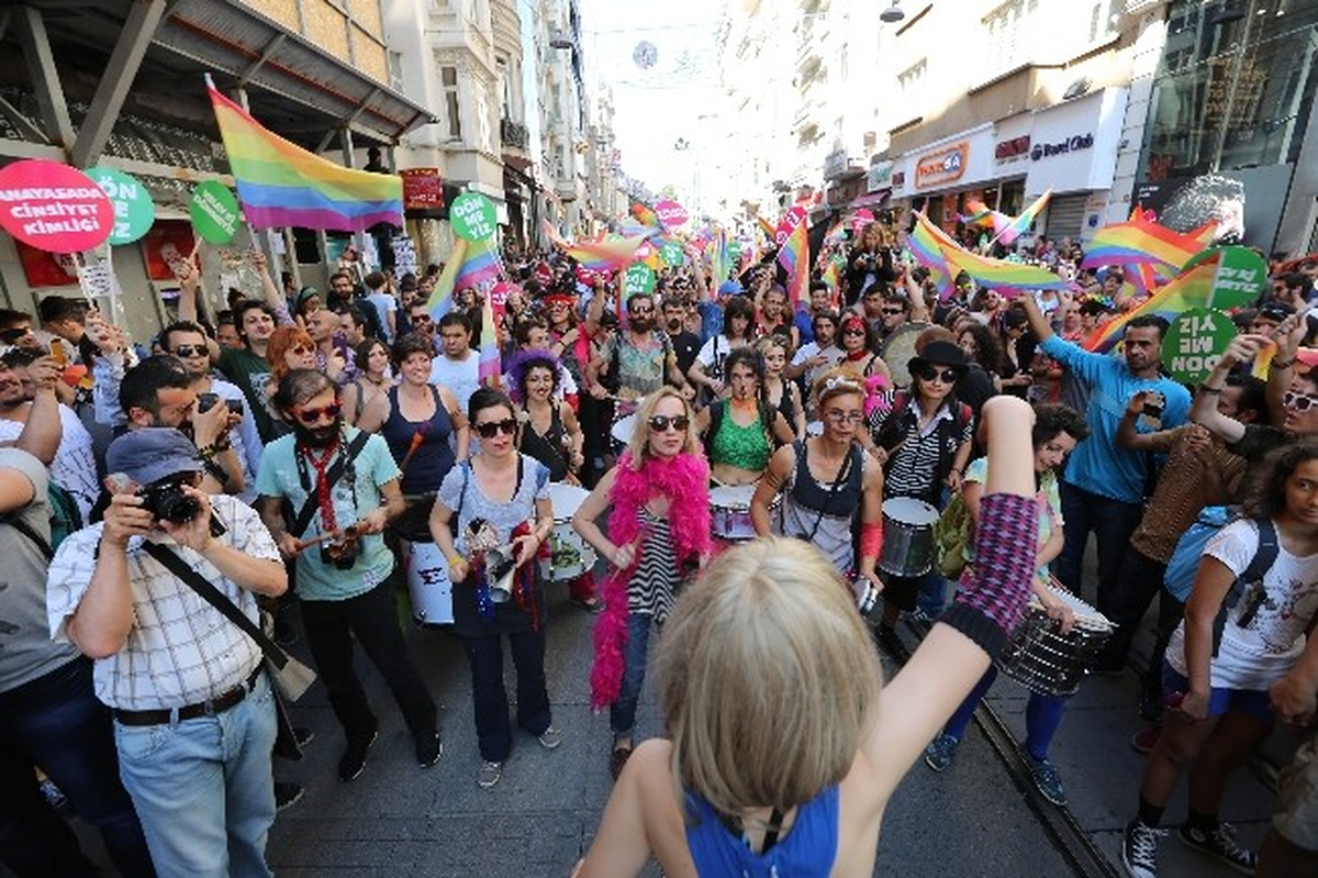 Lgbt, 5. Trans Onur Yürüyüşü Yaptı