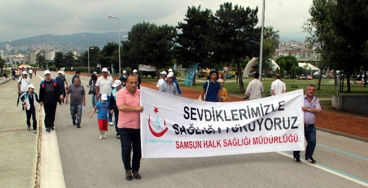 Samsun\'da Sağlıklı Yaşam Yürüyüşü
