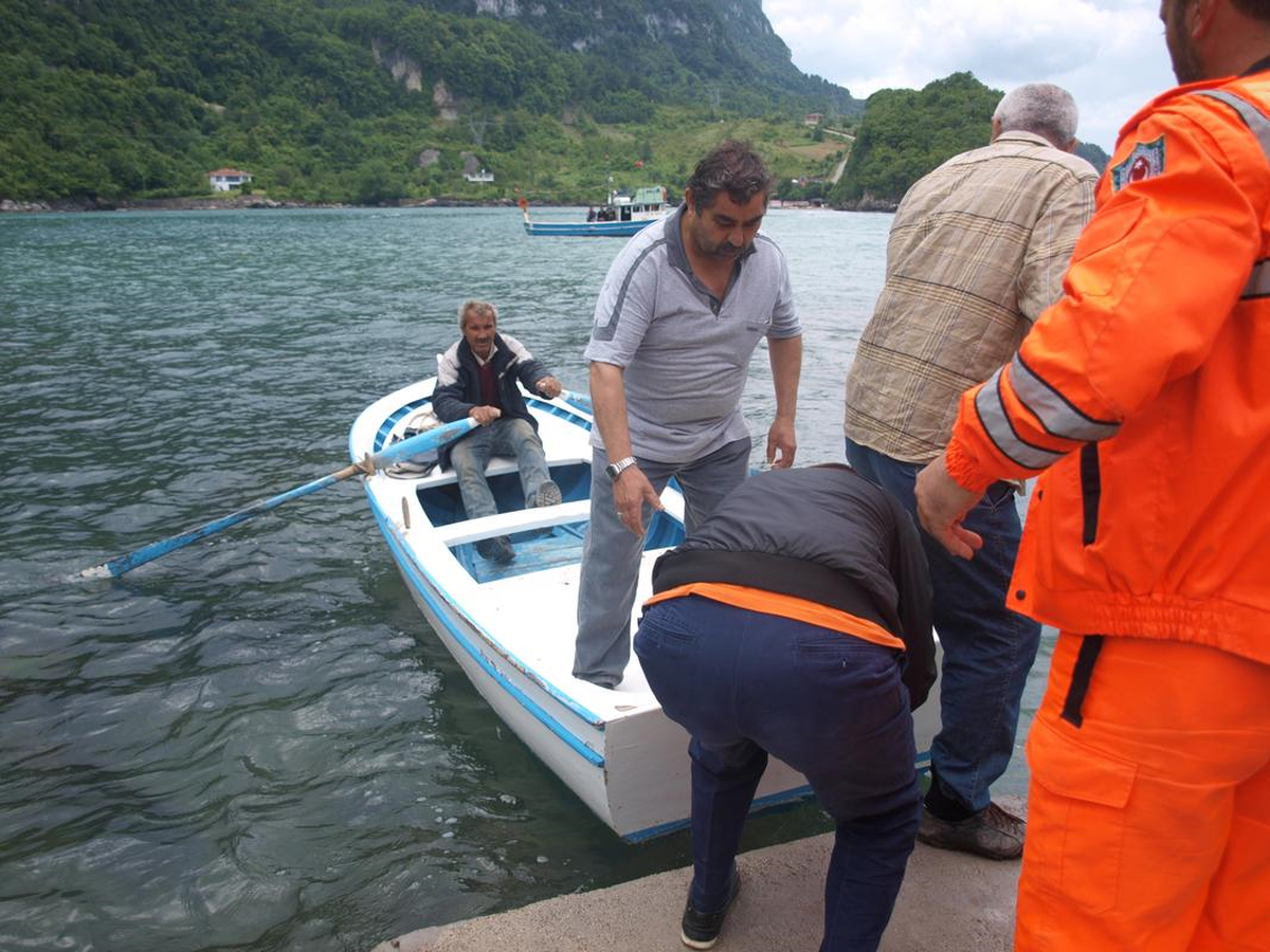 Serinlemek İçin Nehre Giren Babayla 2 Oğlu Boğuldu