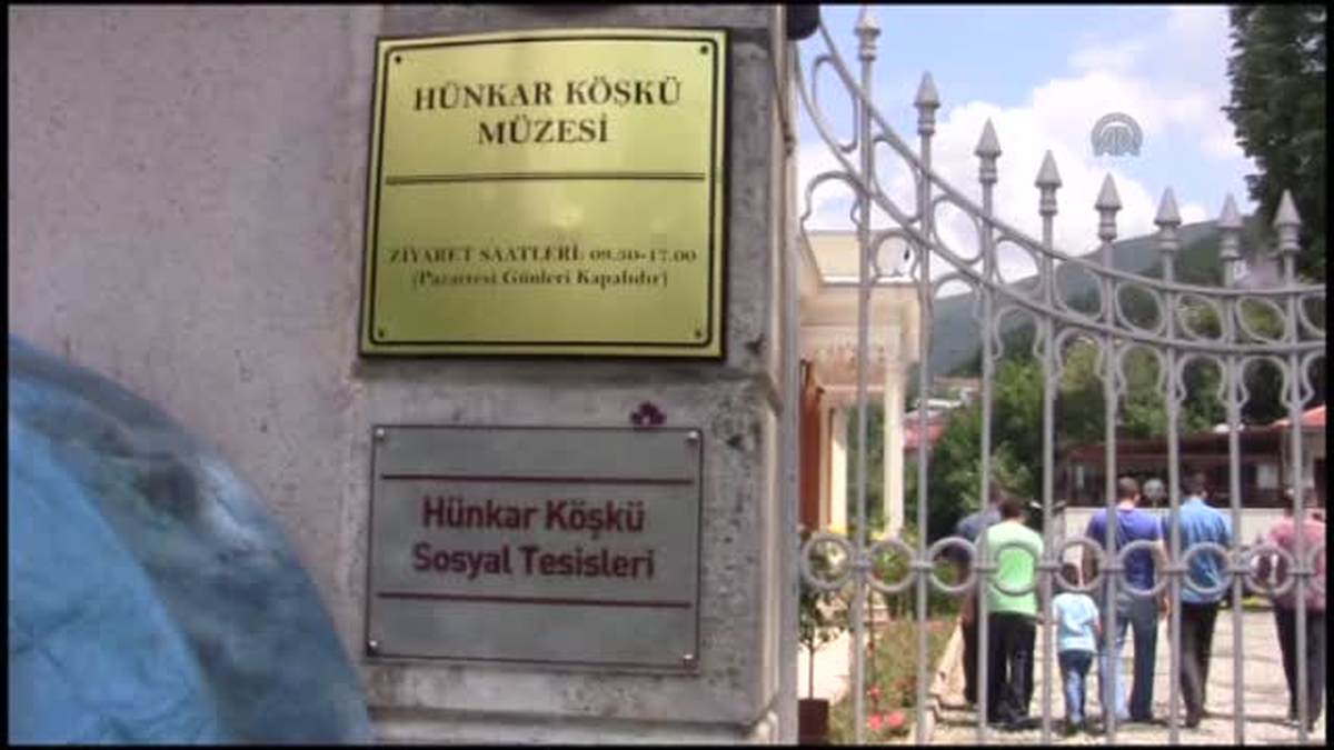 Tarihi Hünkar Köşkü\'nde yangın -