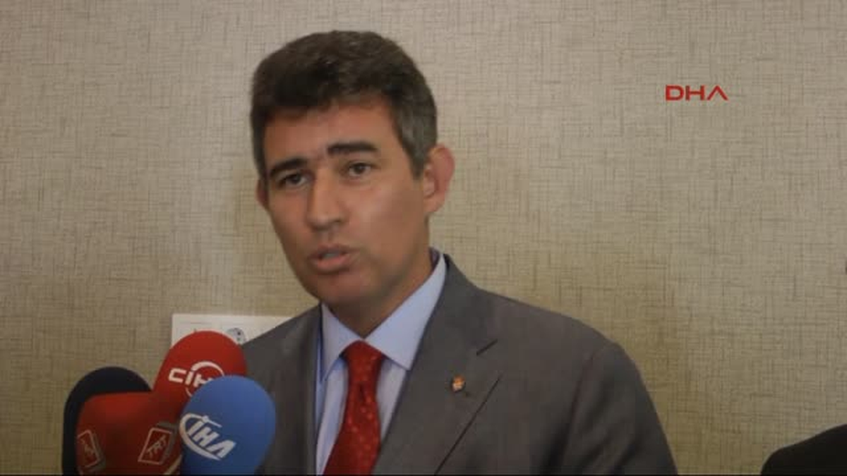 Türkiye Barolar Birliği Başkanı Metin Feyzioğlu, Başbakan Recep Tayyip Erdoğan\'ın Böcek Davasıyla...