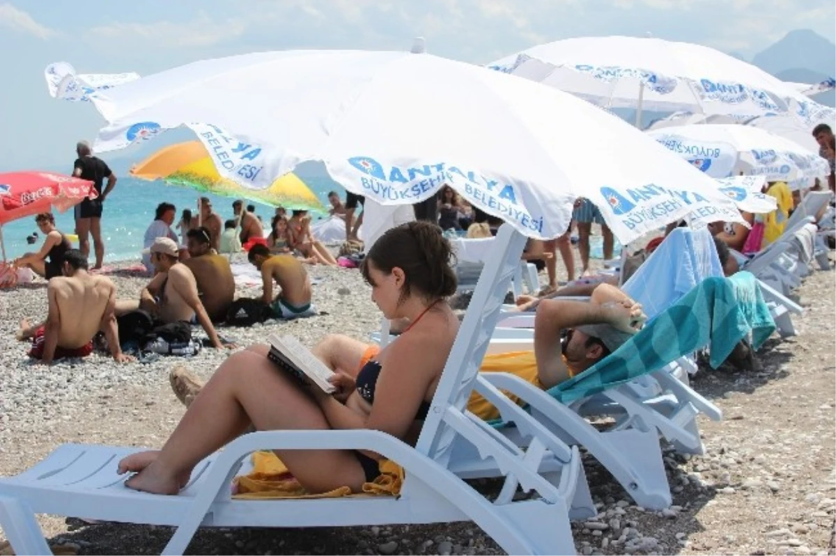 Türkiye\'nin İlk Ücretsiz 5 Yıldızlı Halk Plajı Açıldı
