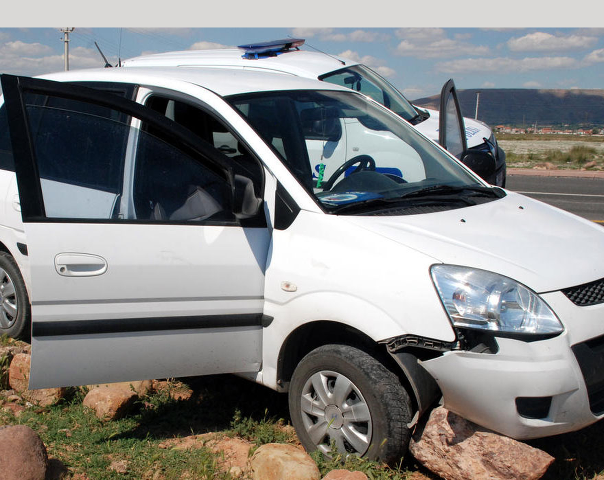Aksaray\'da Trafik Kazaları: 10 Yaralı