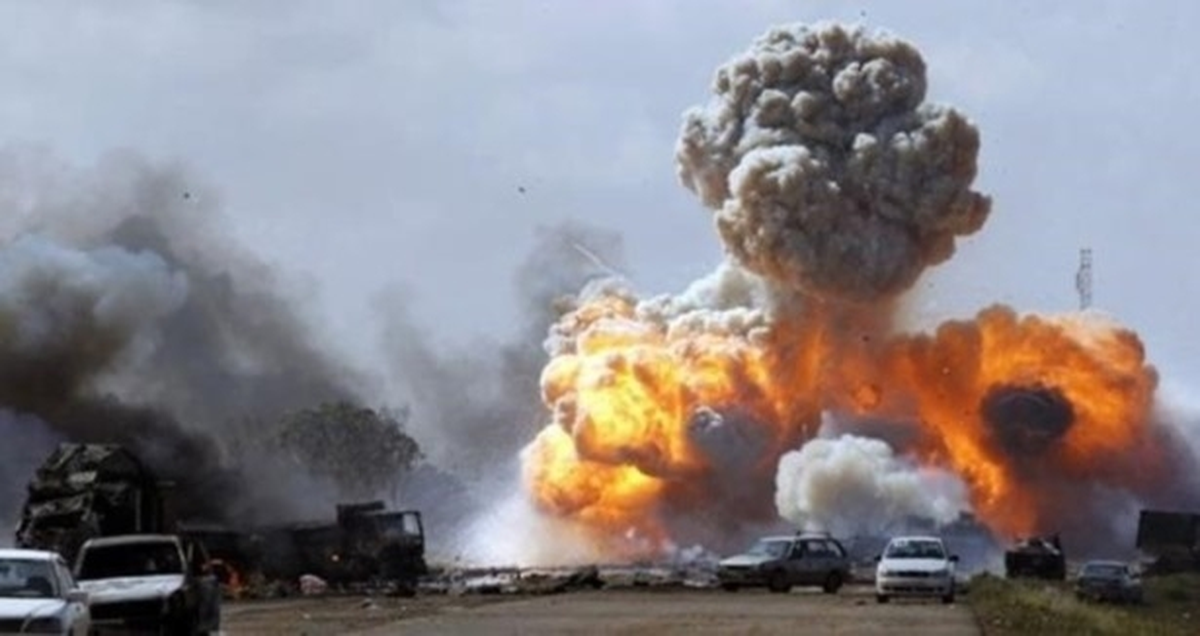 Libya\'da Havai Fişek Deposunda Patlama