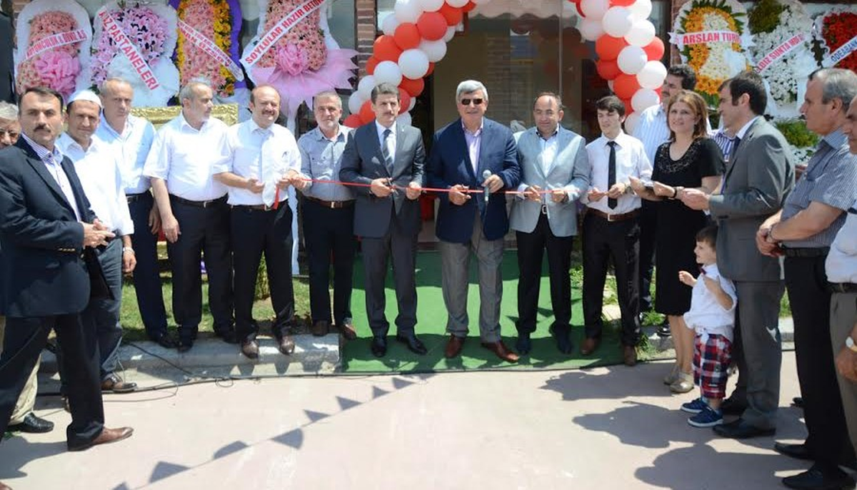 Başkanlar Kartepe Ayaz\'ın Açılışını Yaptı