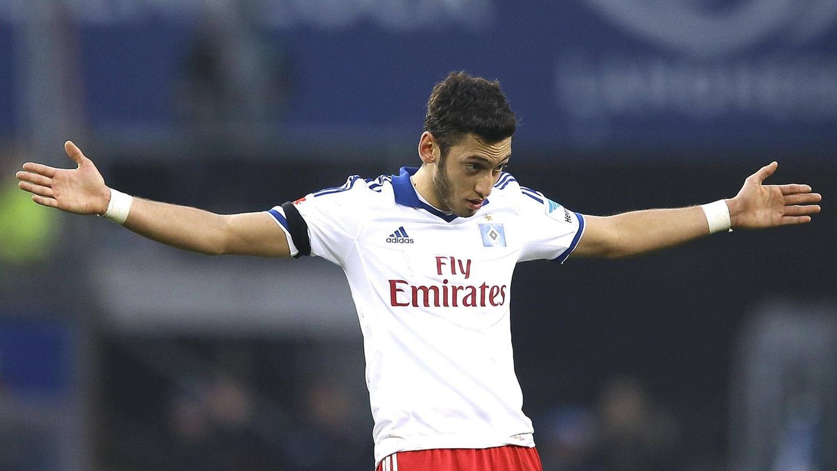 Bayer Leverkusen, Hakan Çalhanoğlu Transferini Durdurdu