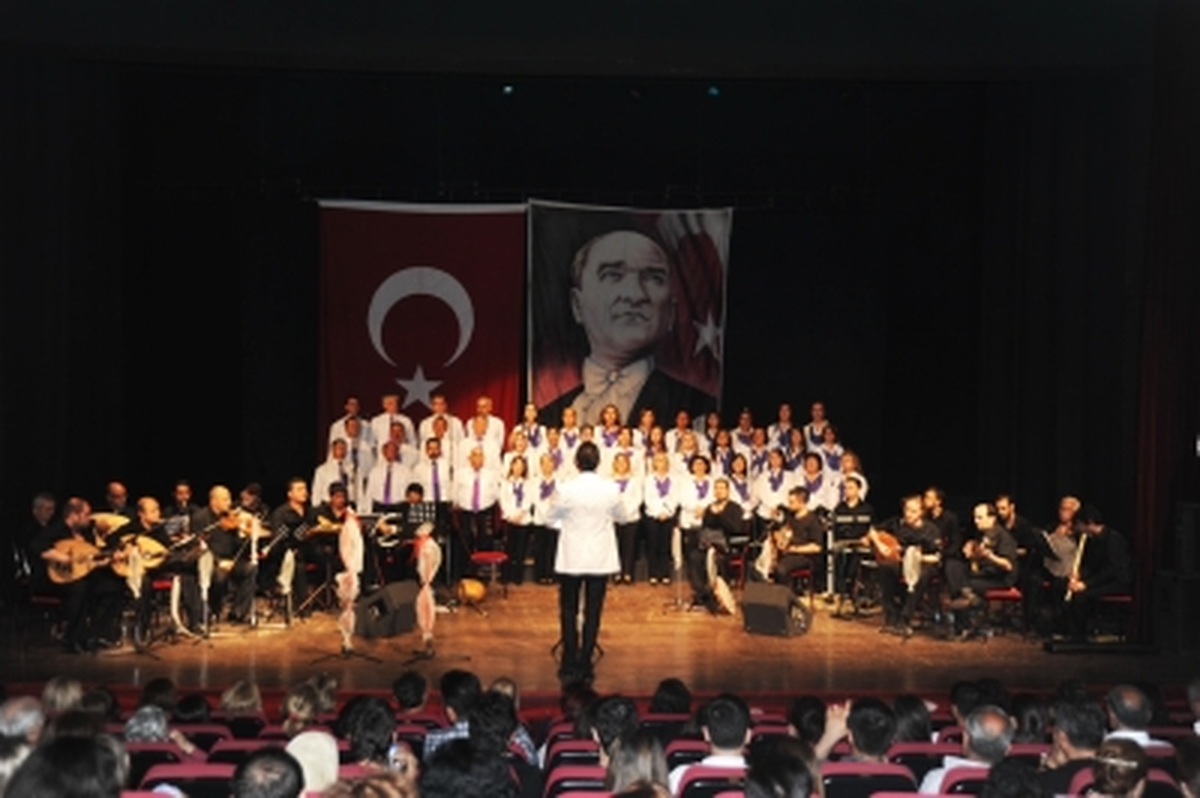 Çorlu\'da Türk Sanat Müziği Konseri Düzenlendi