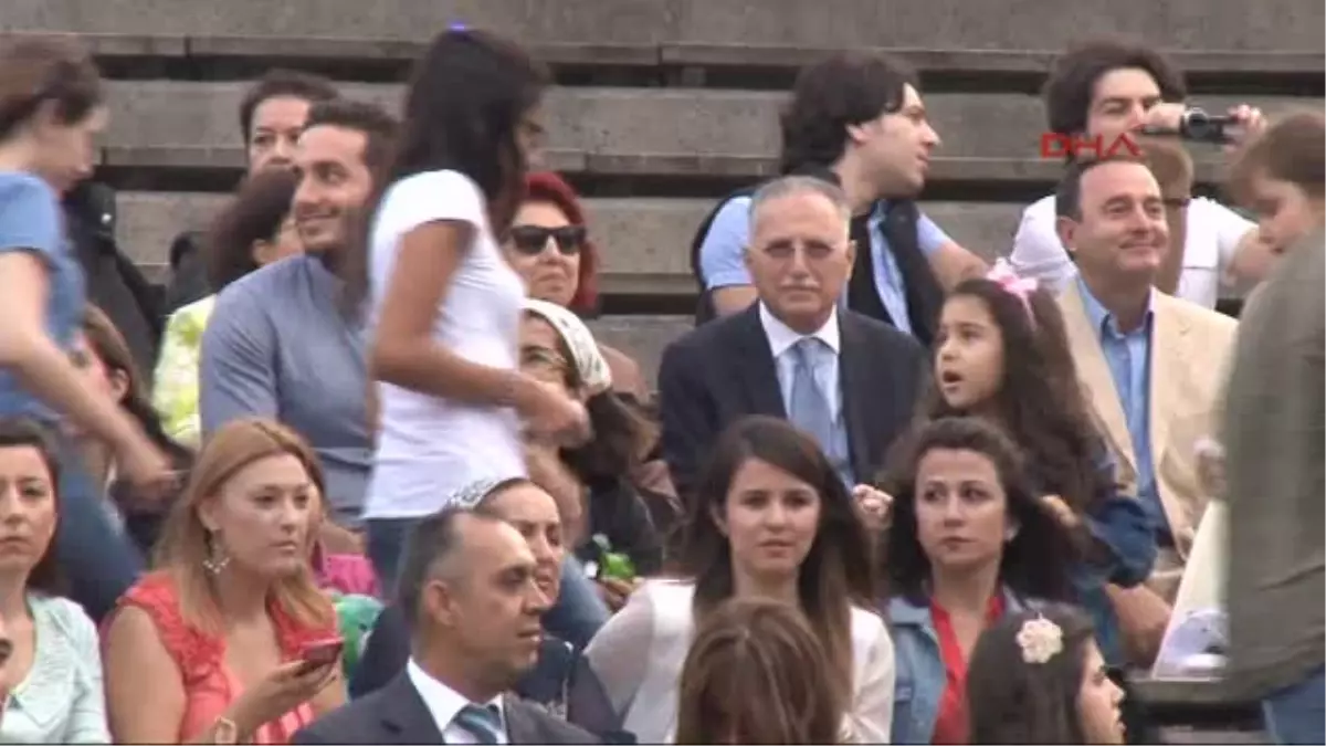 Ekmeleddin İhsanoğlu: Her Fotoğrafa 5 Oy