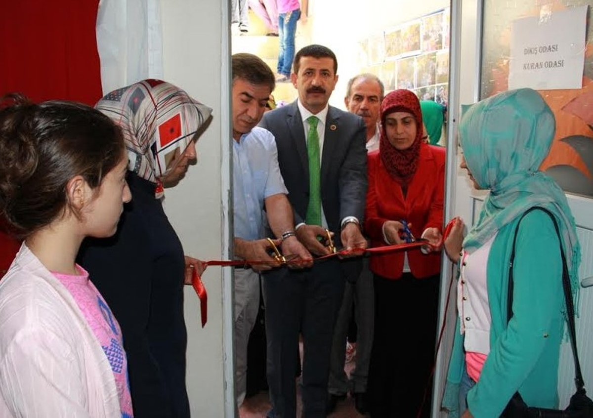 El İşi Göz Nuru Çalışmalarını Başkan Ekinci\'ye Gösterdiler