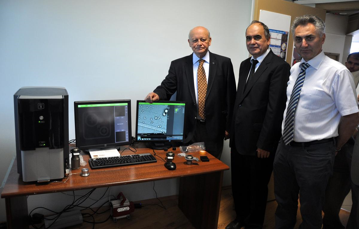 Elektron Mikroskop, Sanayicilere Hizmet Edecek
