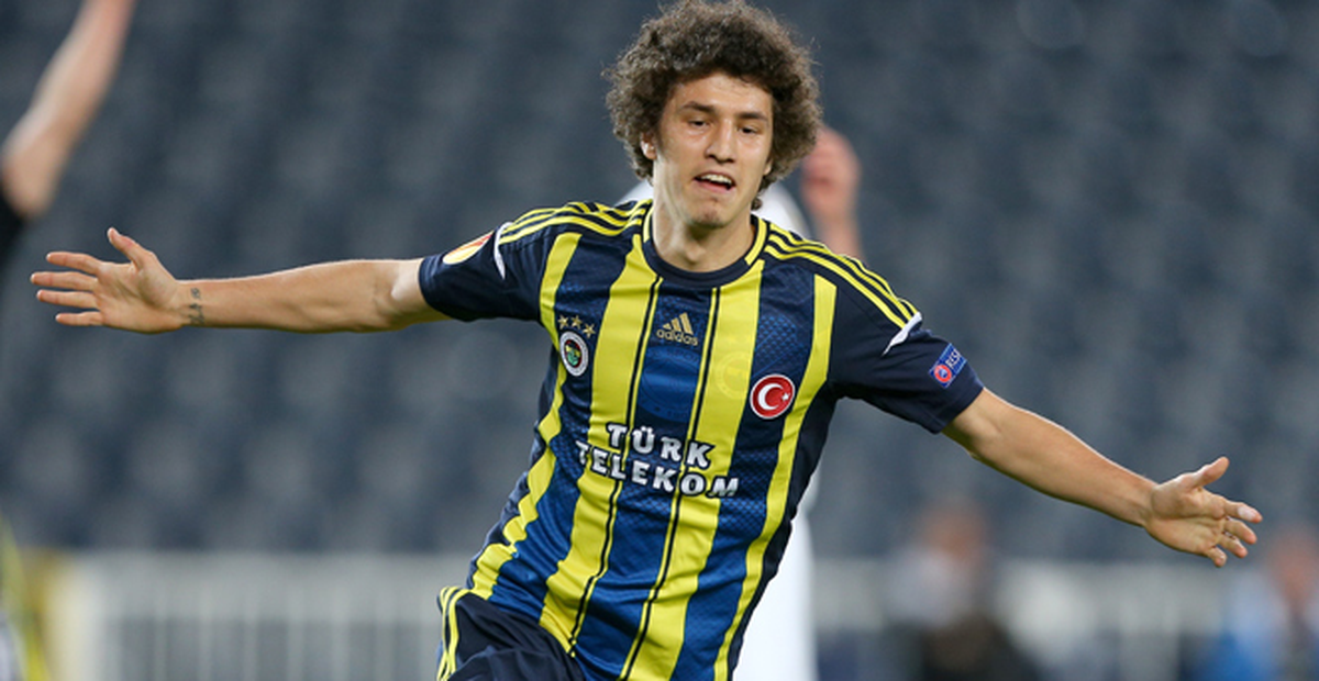 Fenerbahçe, Salih Uçan'ın Transferini Borsaya Bildirdi