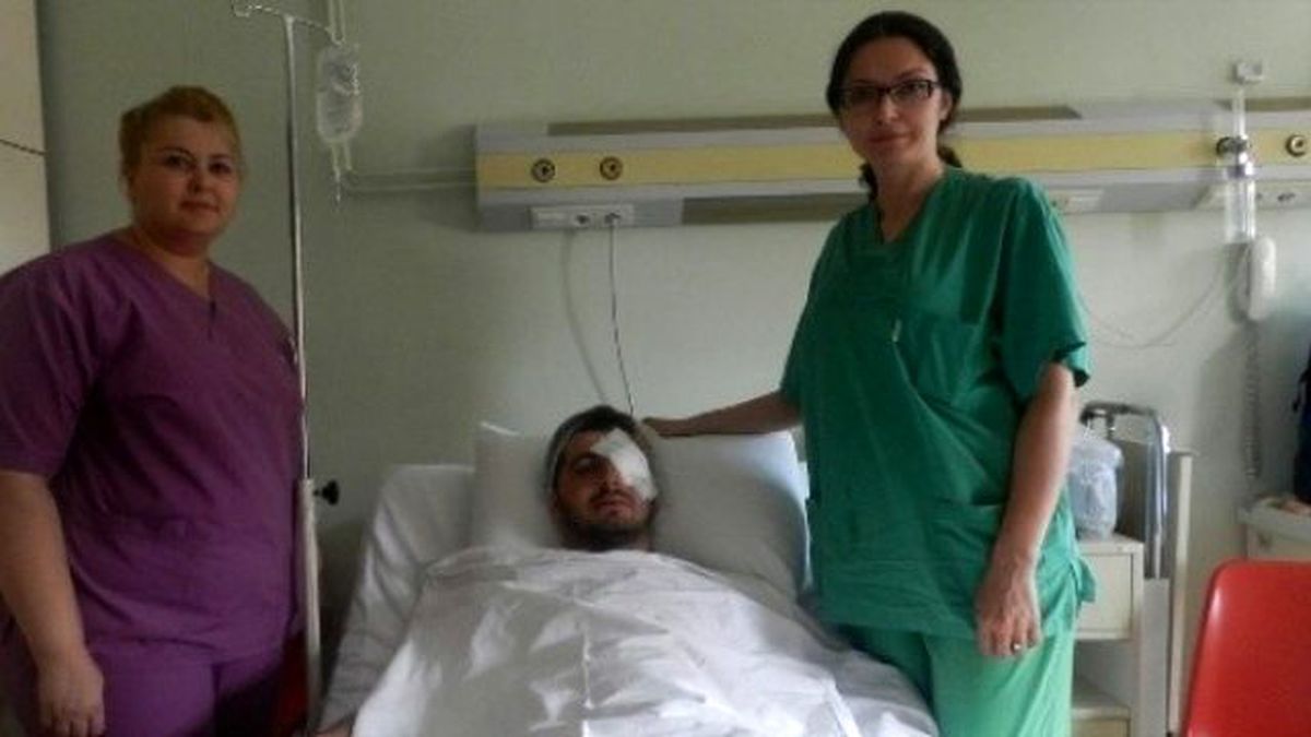 Gözünden 4.5 Santimlik Tel Çıkarıldı