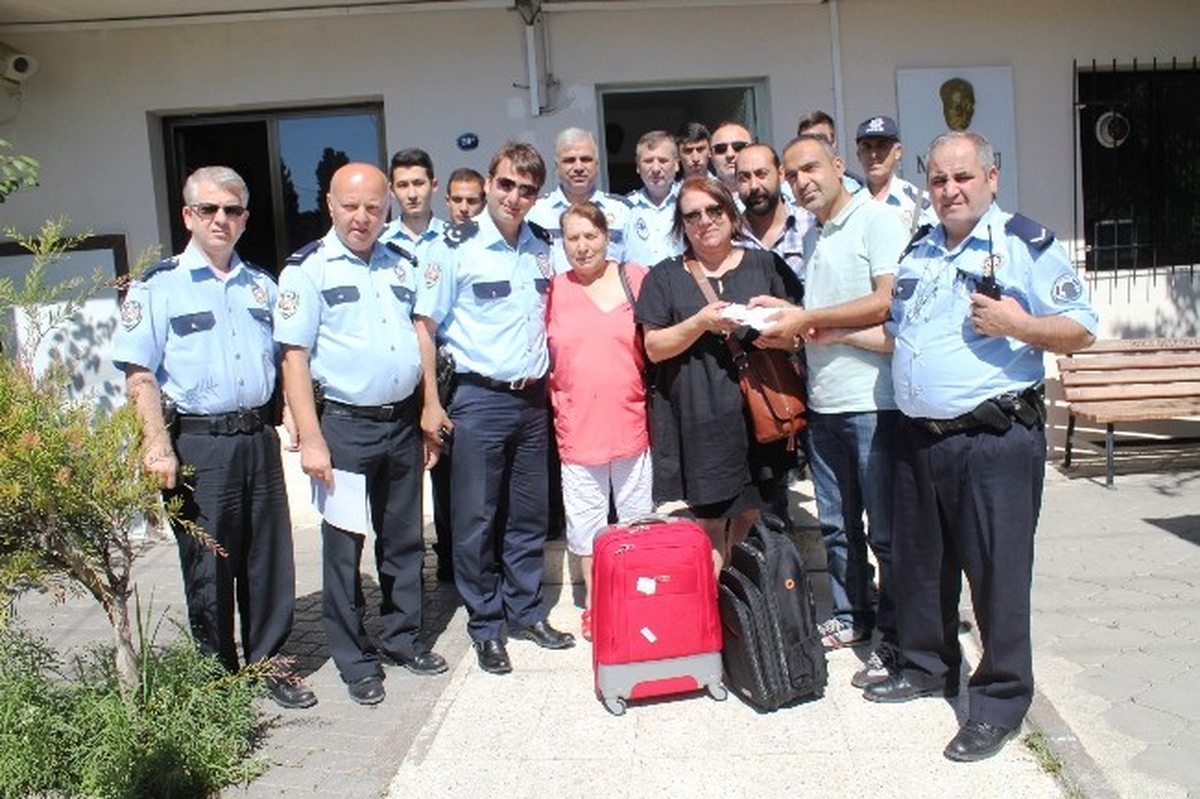 Gurbetçi Vatandaş Kayıp Parasını Karakolda Buldu