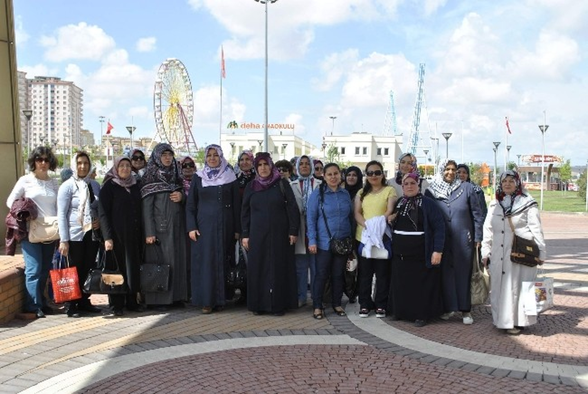Kadınlar Gaziantep\'e Tur Düzenledi