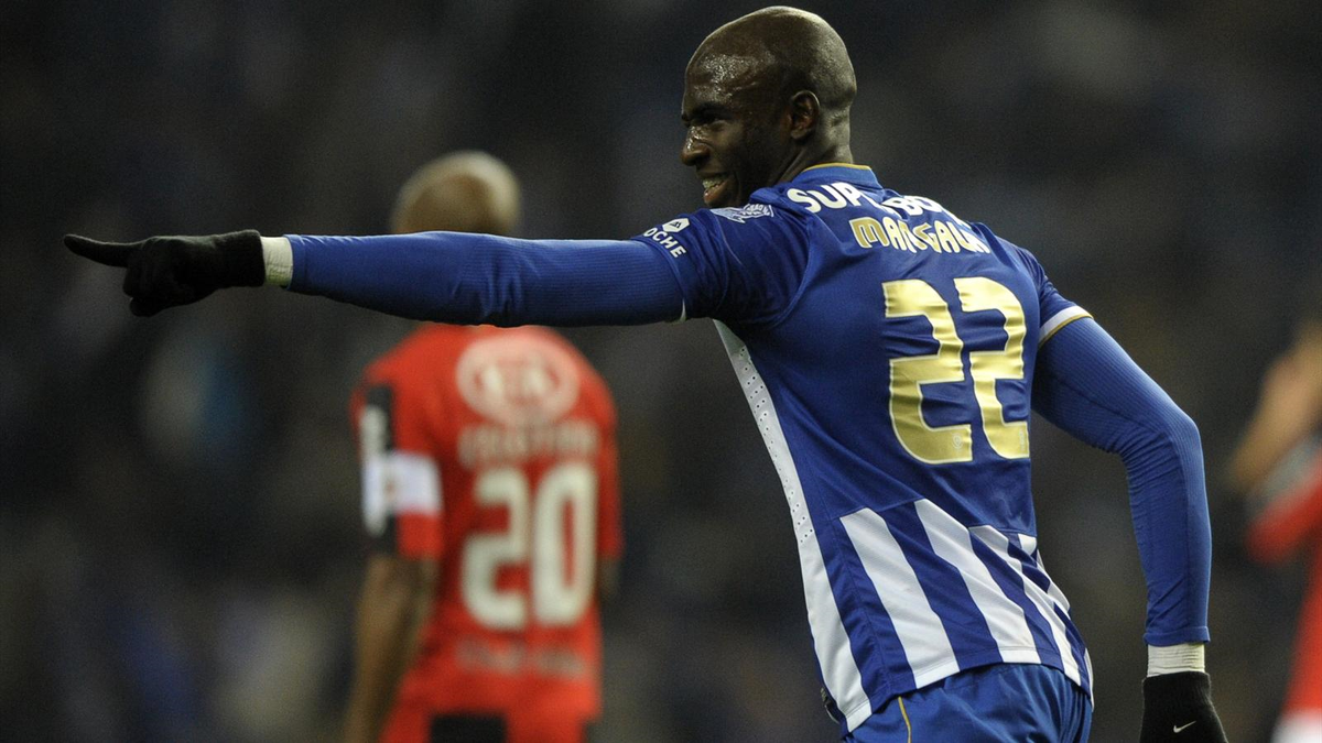 Manchester United Mangala\'nın Peşinde