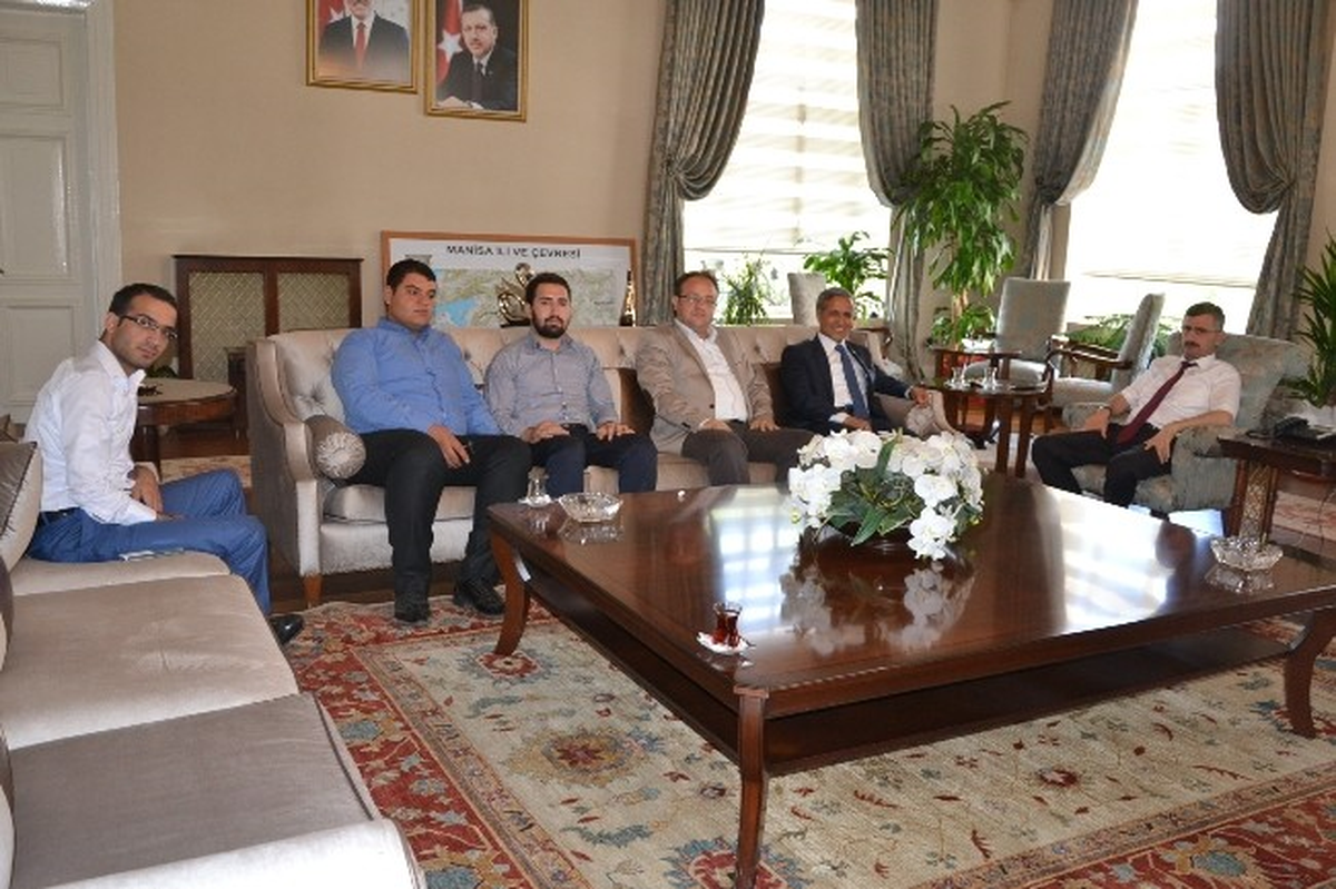 Manisa Milletvekili Muzaffer Yurttaş Vali Bektaş\'ı Ziyaret Etti