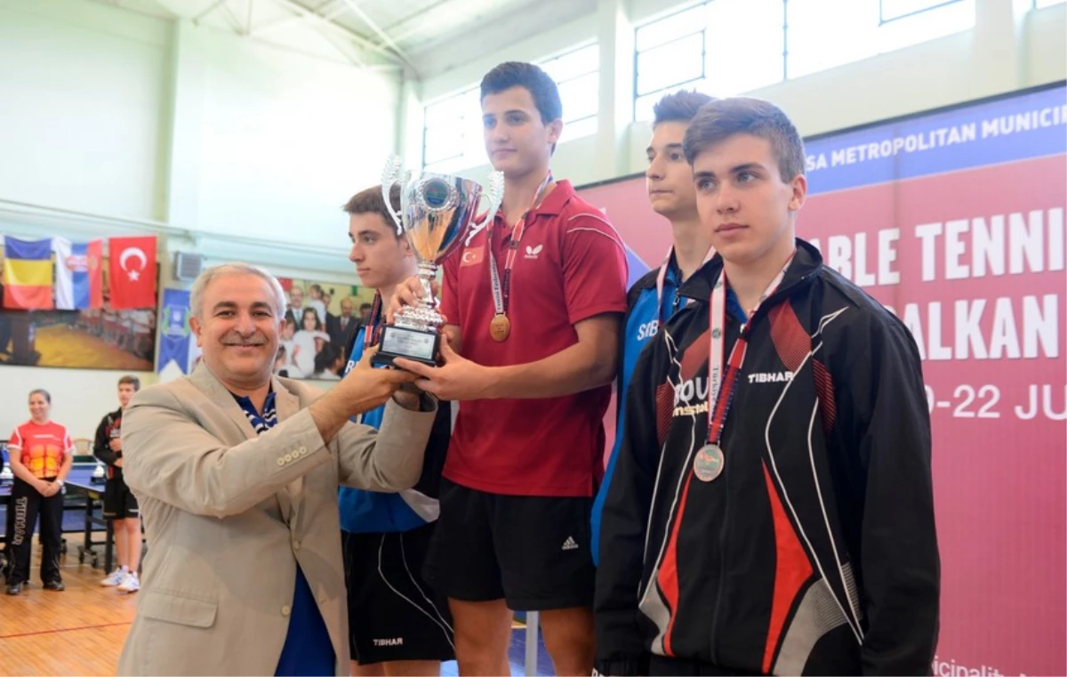 Masa Tenisinde Türkiye\'ye 4 Altın Madalya